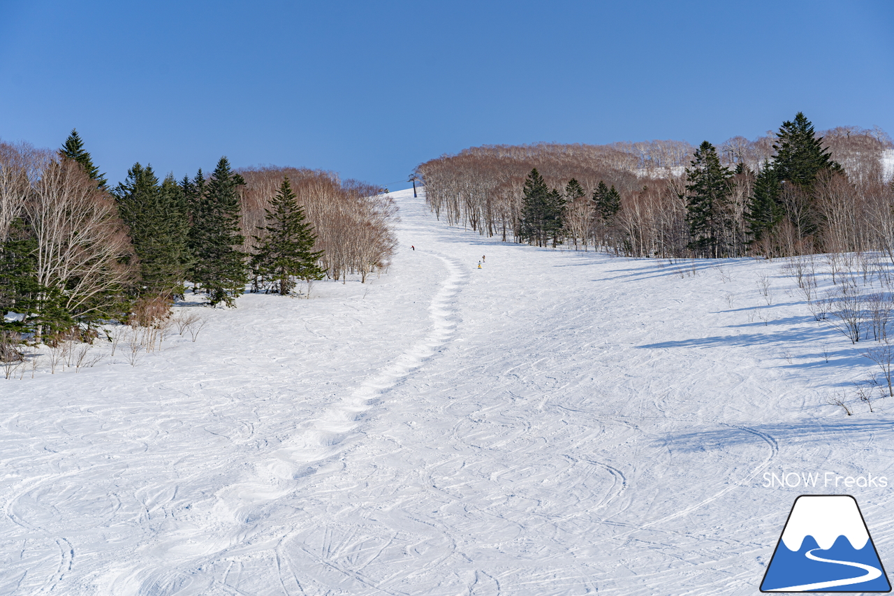 ルスツリゾート｜本当に、あと1週間で今シーズン終了？！積雪豊富でロングコースも健在。春のルスツもGood(^^)/